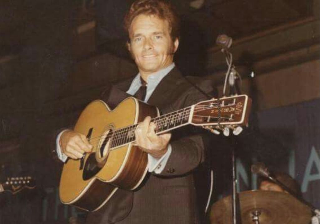 Merle Haggard - "My Favorite Memory" - OldiesButGoodies